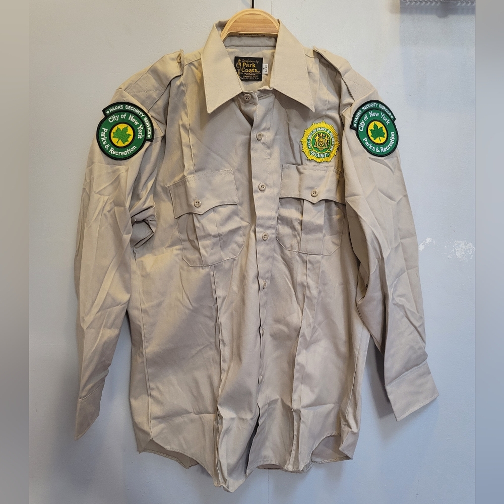 Park Coats NYC Dept Of Parks & Recreation Security Shirt New w/o Tags 16 - 32/33